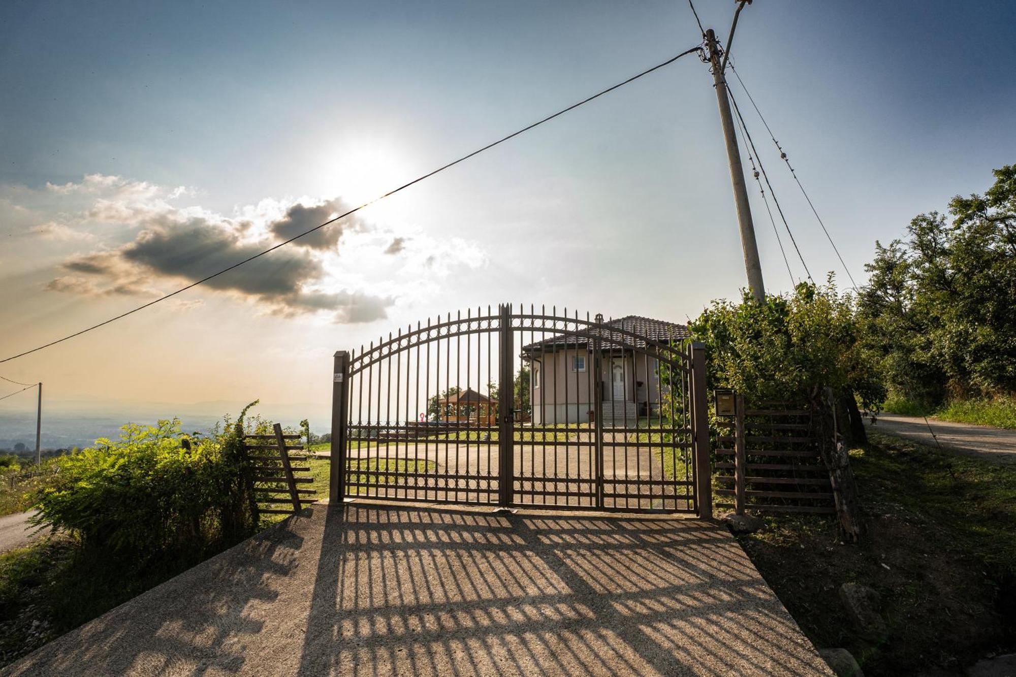 Zlatni Prag - Kraljevo Exterior foto